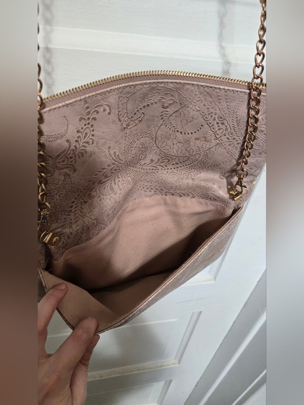 Urban Expressions Dusty Mauve Fold-Over Chain Crossbody Bag - Picture 5 of 11